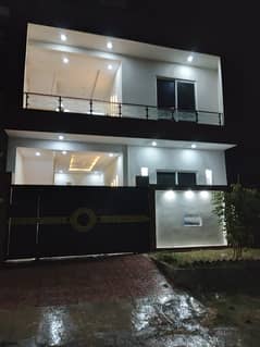 5 mrle house available for rent faisal town