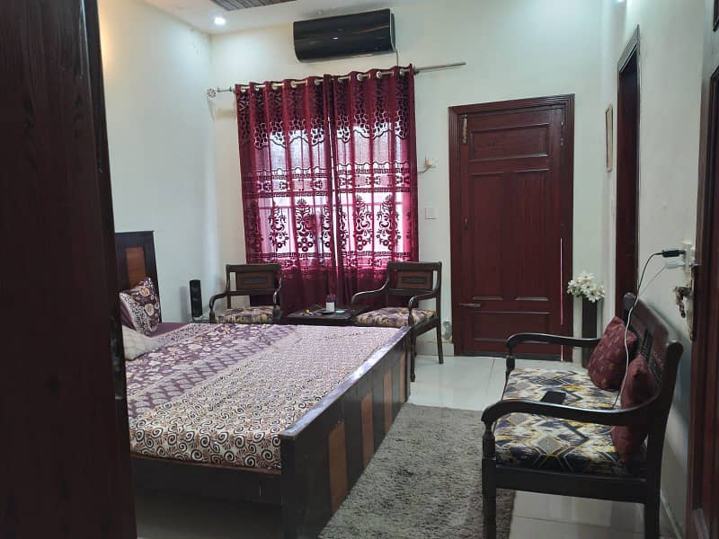 5 mrle house available for rent faisal town 1
