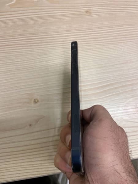 Iphone 12 128GB PTA Approved Black Color 2