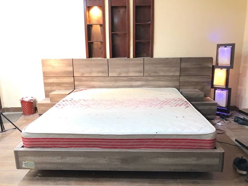 Designer King Bed Set | Dressing/ Vanity | Side Tables 5