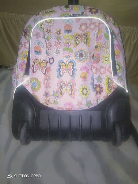 School Bag very Good Quality for sale only one year used 2