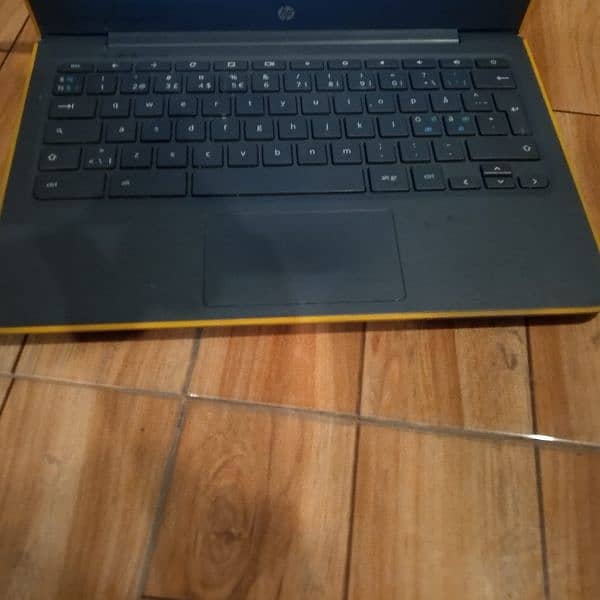 HP Chromebook 4/32 Best Quality 3