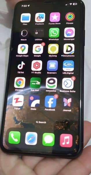 Iphone 11 Pro Max 64GB  Water Pack 1