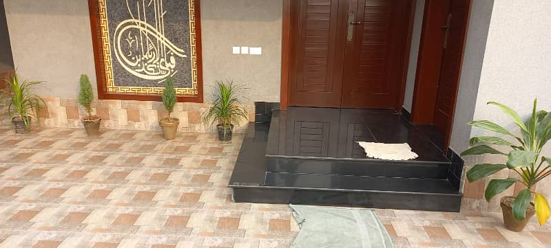 10 MARLA LUZURY BRAND NEW HOUSE AVAILABLE FOR SALE PRIME LOCATION OVERSEAS B EXTINIOSN BAHRIA TOWN LAHORE 27