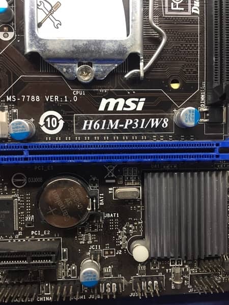 Msi H61M-P31/W8 3rd Generation Mother board 2
