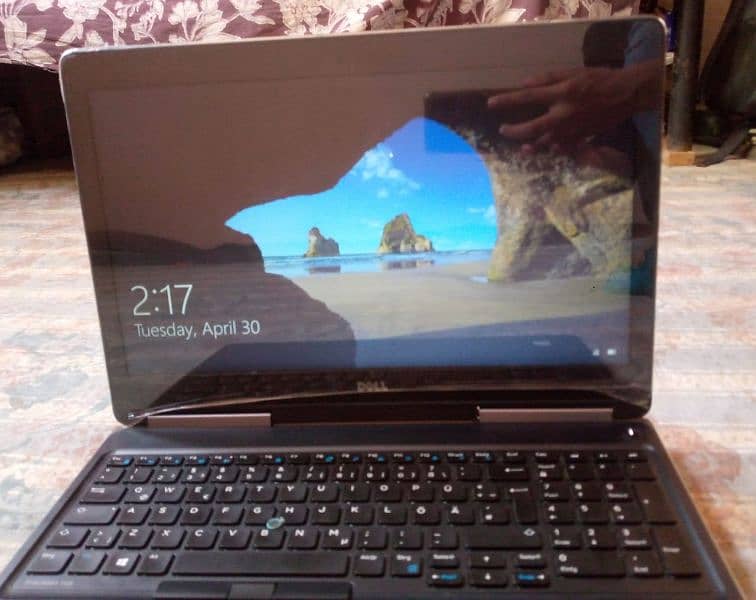 Gaming laptop Dell precision i7 7th gen 256gb SSD, 8 gb Ram 6