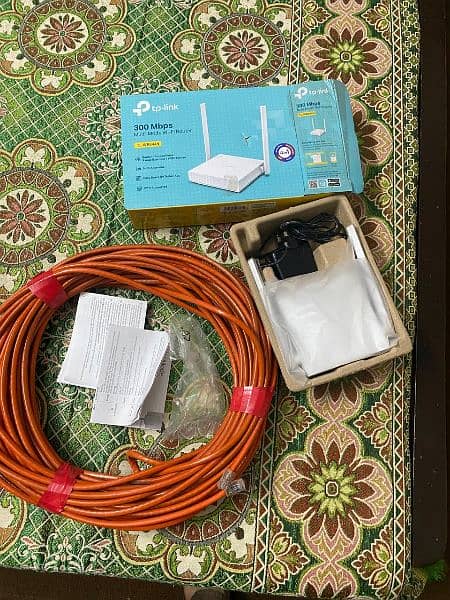 TP Link wifi Router With cable 4