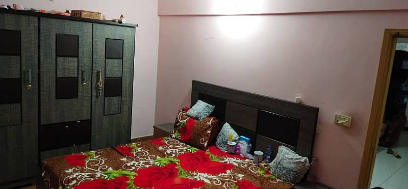 Gulshan-E-Iqbal Block 10, 3 Bed D/D 15