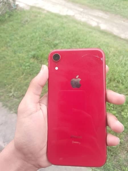 IPhone xr (128) red Colour 2