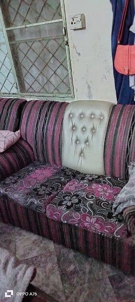 urgent sale Karna hai sufa sofa set watsp 03151453688 2