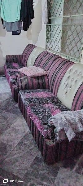 urgent sale Karna hai sufa sofa set watsp 03151453688 7