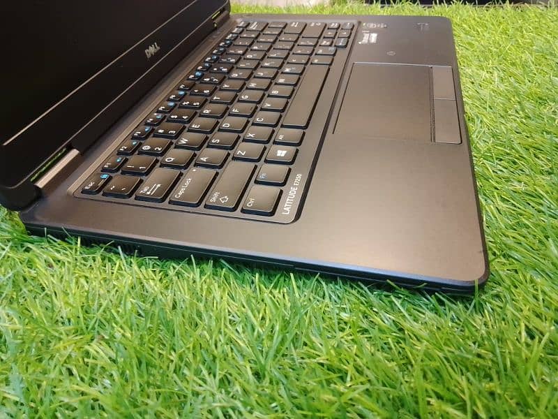 Dell 7250 i7 5 gen 8/256 laptop 0