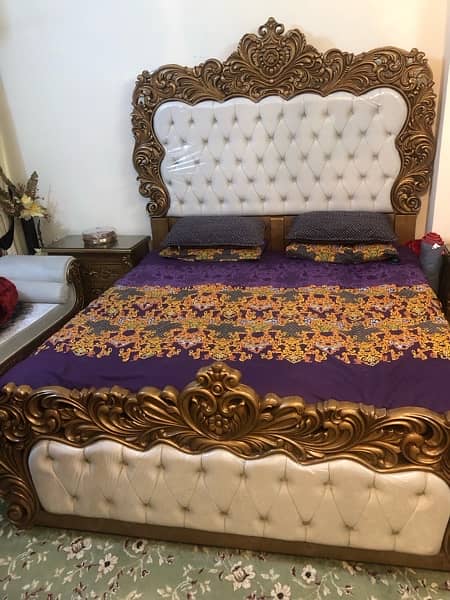 Double bed / bed set / Side Tables / Wooden Bed /king bed / luxury bed 14