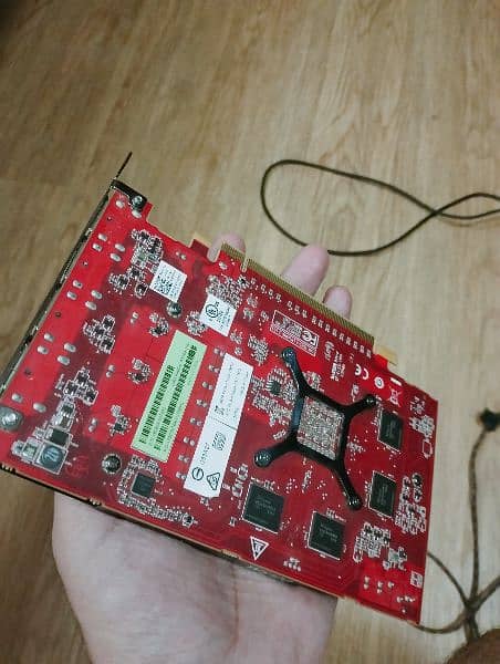 AMD W5100 10/10 Mint condition - 720p pe harr game chalaiga 100% 6