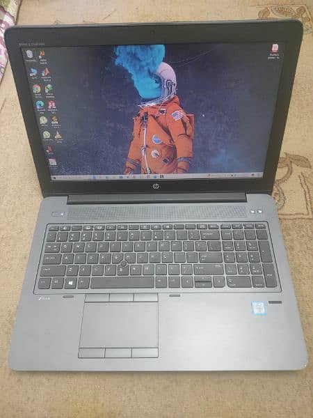HP ZBook 15 G3 Workstation - Core i7-6th gen, 16gb DDR4 ram, 256gb SSD 5