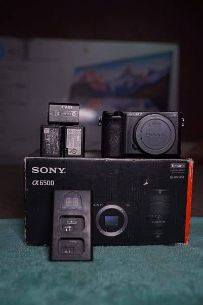Sony a6500 with box + 3 batteries+ dual charger 3