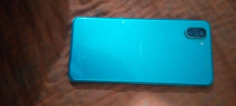 Aquos R 3 used condition 10/9 ok mobile. gaming phone 6