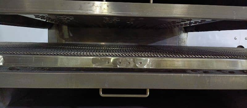 conveyor belt pizza oven 22" belt Korean HD&TECH 100% baking result 4