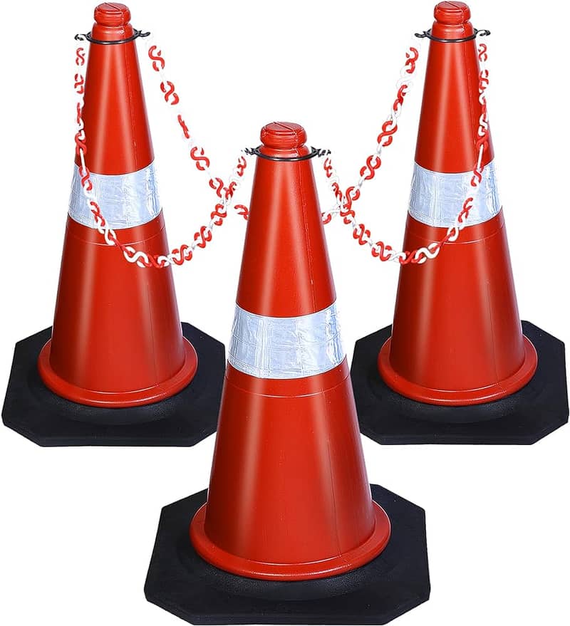 safety cones / traffic cones / plastic cones 1