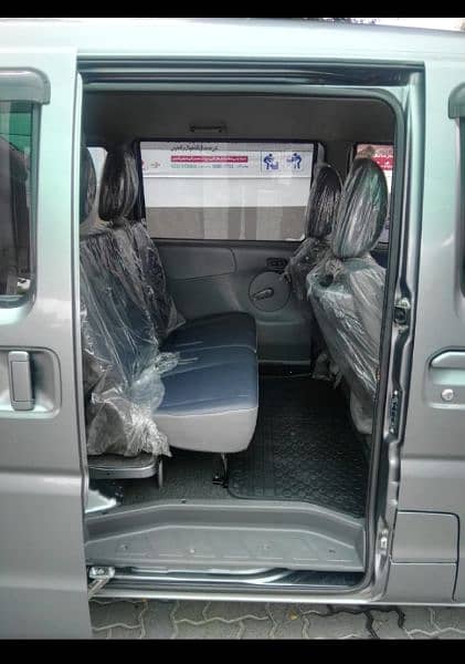 7seater van use with chill ac 2