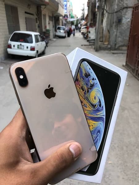 iphone xs max 64gb pta approved 1