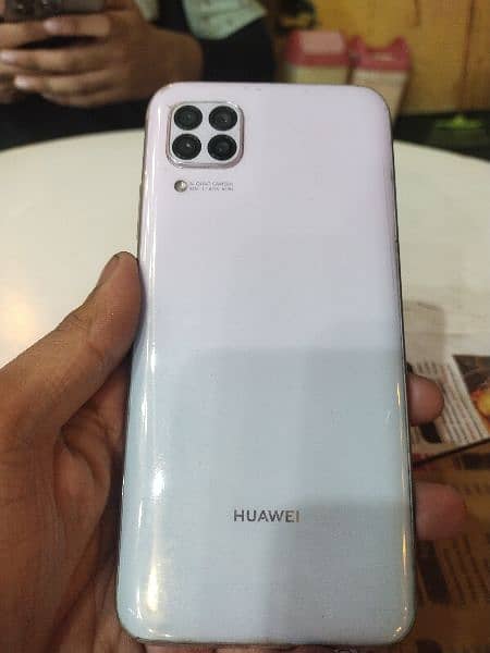 Huawei Nova 7i
8/128 GB
condition 10/8
with box
only glass changed 0