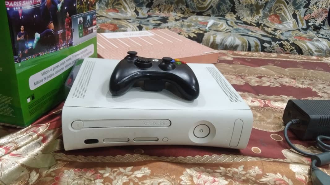 Xbox 360 console 0