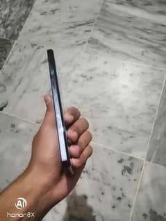 Infinix Hot 40 one hand used  1 month.
