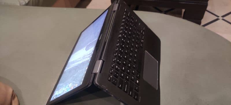 Dell Latitude 3379 Touch and Type 360 3