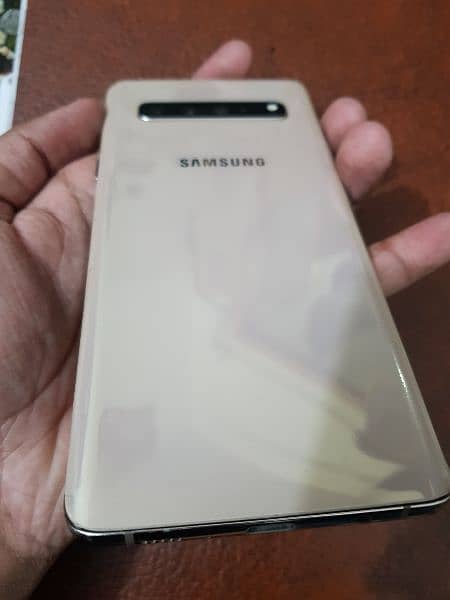 Samsung galaxy s10 plus 5g 1