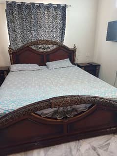 Complete Bed Room Durable Wooden Set