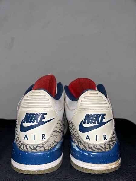 Nike Jordan 3 Retro True Blue 2