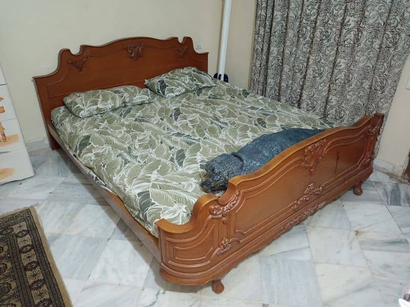 Walnut Wooden Bed for urgent sale 2