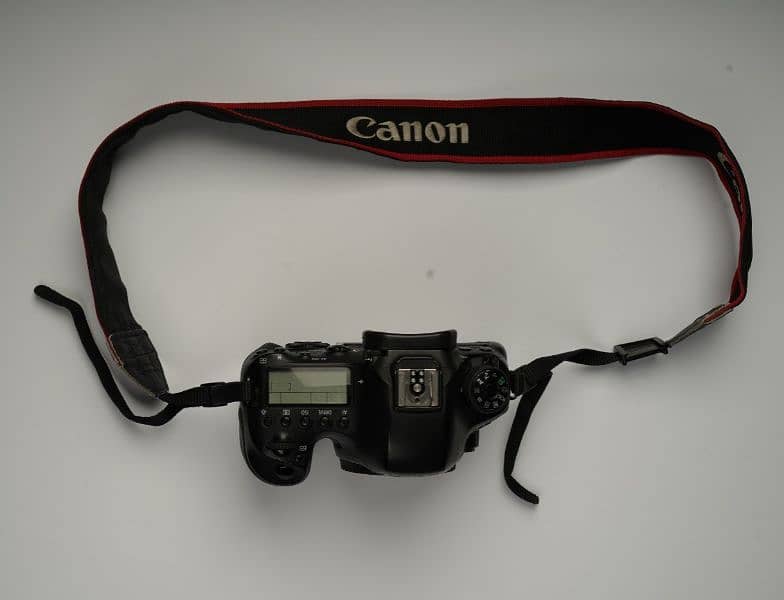 Canon 6D Mark ll 1