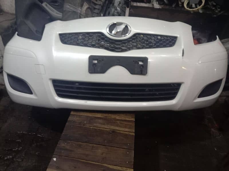 2010 vitz original front bumper 0