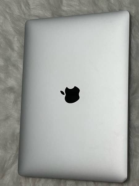 Apple Macbook Air M1 8gb 256Gb 5