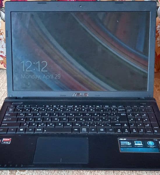 ASUS laptop 0