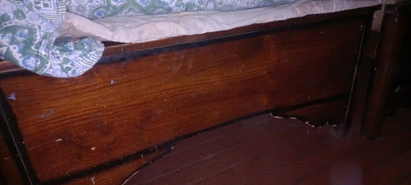 2 Singke bed (Wooden) 1