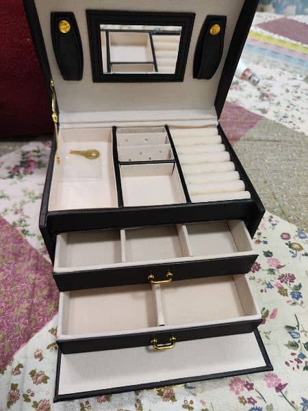 jewellery box 2