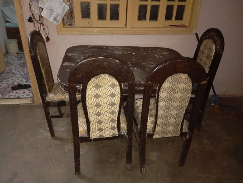 wooden dining Table with 4 Chairs 1