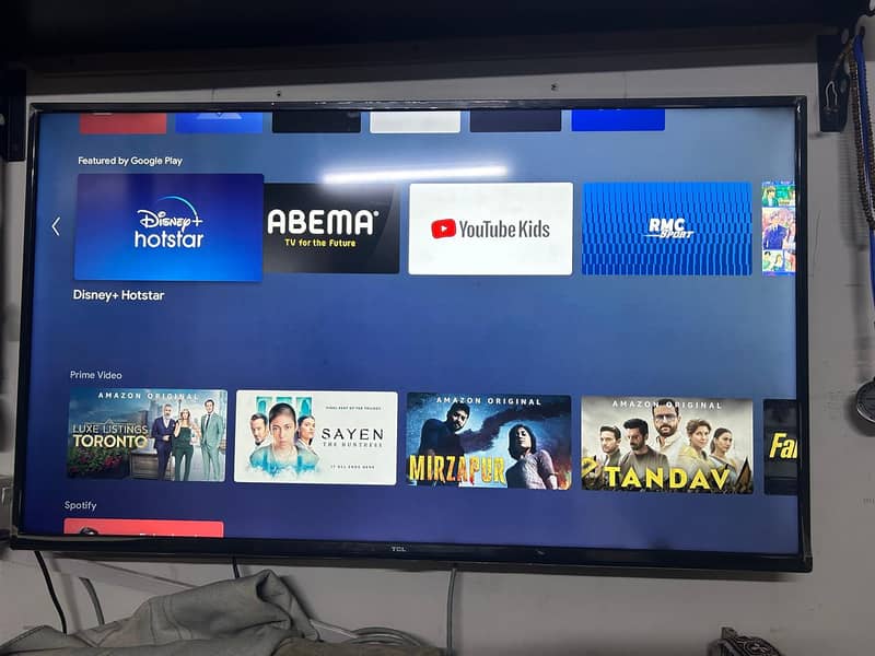TCL P615 43 inches SMART & 4K LED TV Android 9