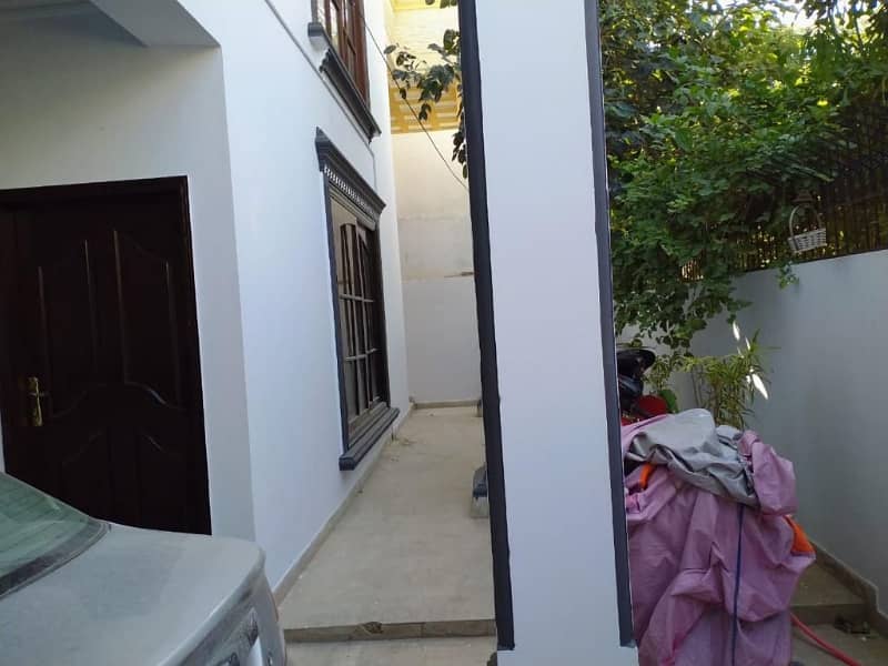 House for sale block 1
400 square yards 5