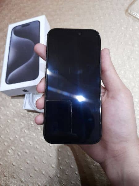 iPhone 15 Pro Black titanium JV 256gb 4