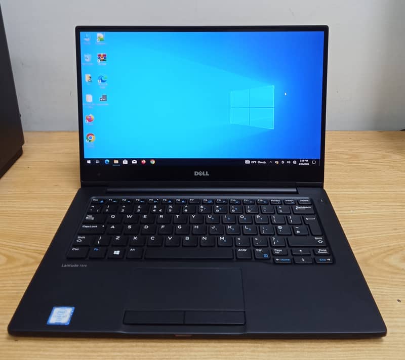 Dell M7/I7 Laptop 1