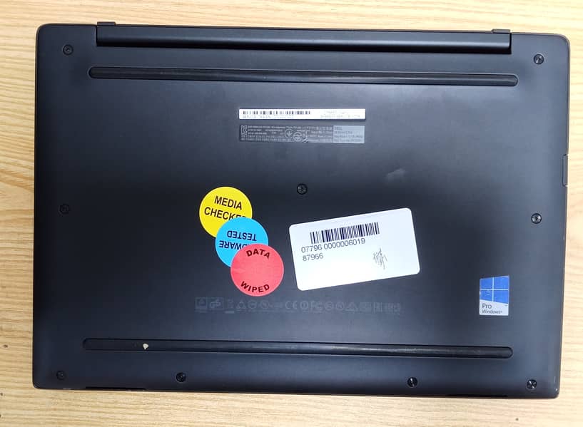 Dell M7/I7 Laptop 4