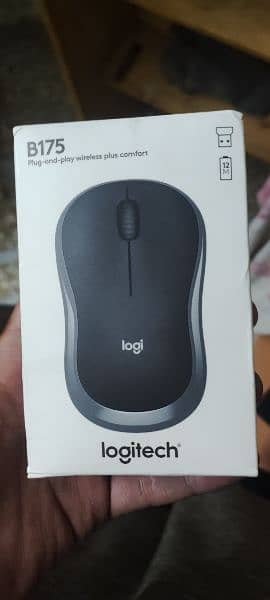 Logitech  Wireless Mouse B175 brand New Pinpack hai 0