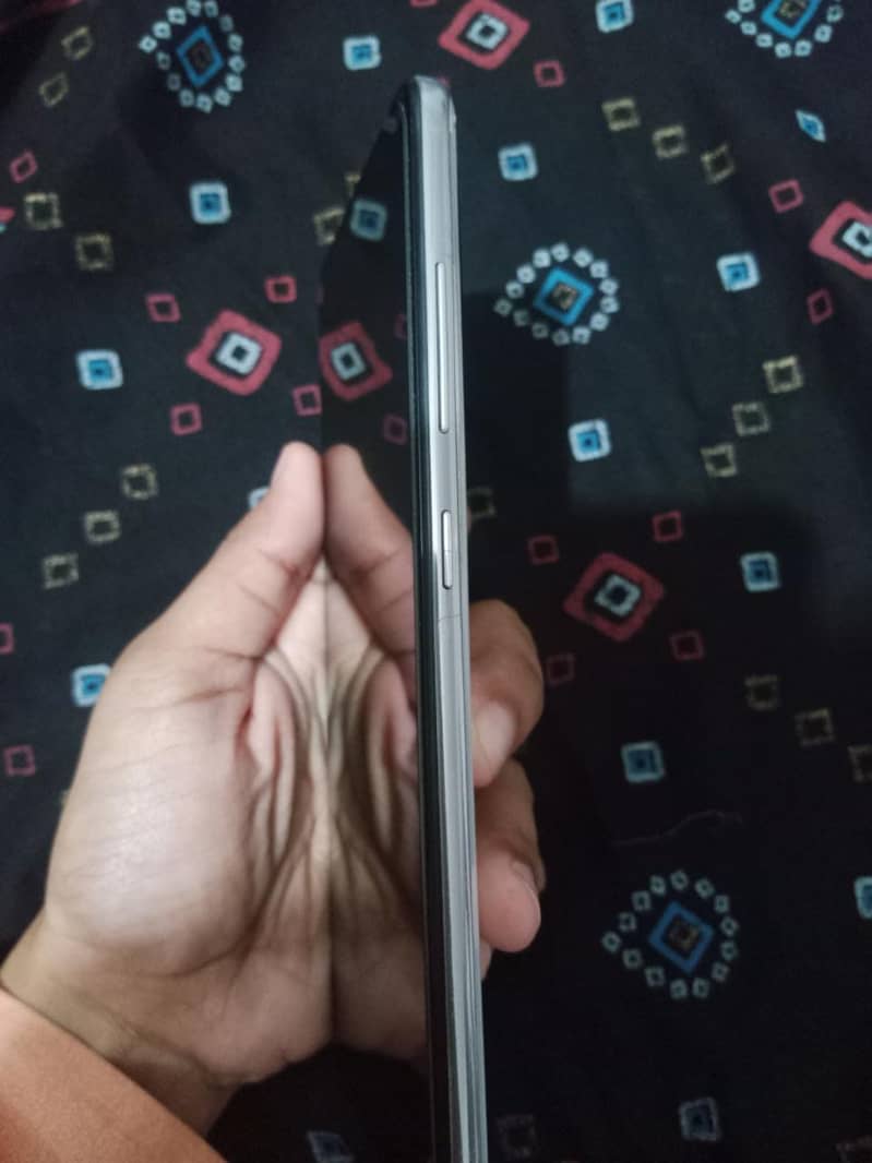Samsung Galaxy A51 for Sale (Good Condition) 2