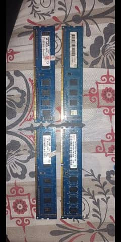 2 (1gb ram DDR3), 1 (2gb ram DDR3) and 1 (4gb ram DDR3) 0