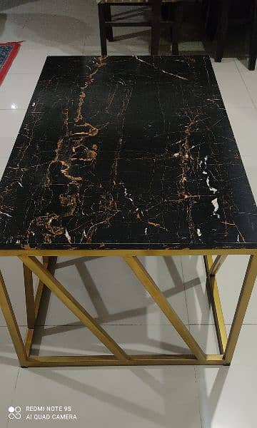 centre and dining table Black Marble Colour 1