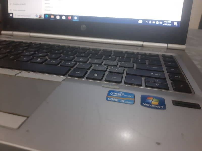 Hp 8460 i5 2nd gen Urgent 7